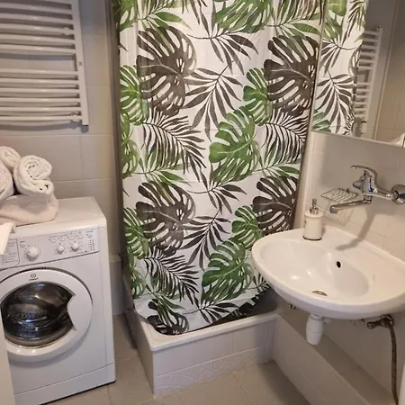Central Studio Apartments
