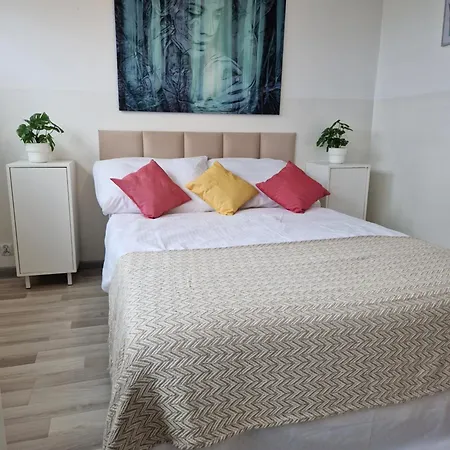 Central Studio Apartments