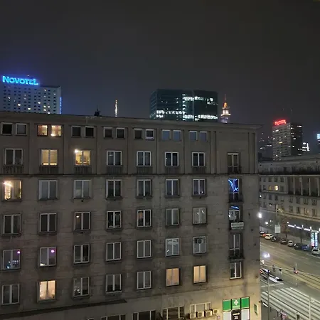 Central Studio Apartments *